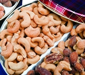 2-Way Nuts Cashews/Mixed Nuts